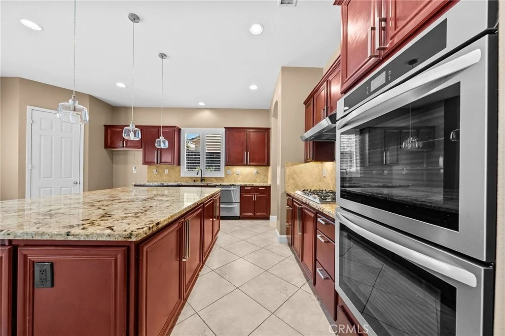 Photo of 31704 Pepper Tree