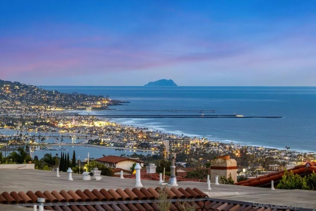 Photo of 1711 Alta La Jolla