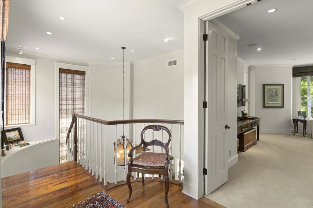 Photo of 9784 Claiborne Square