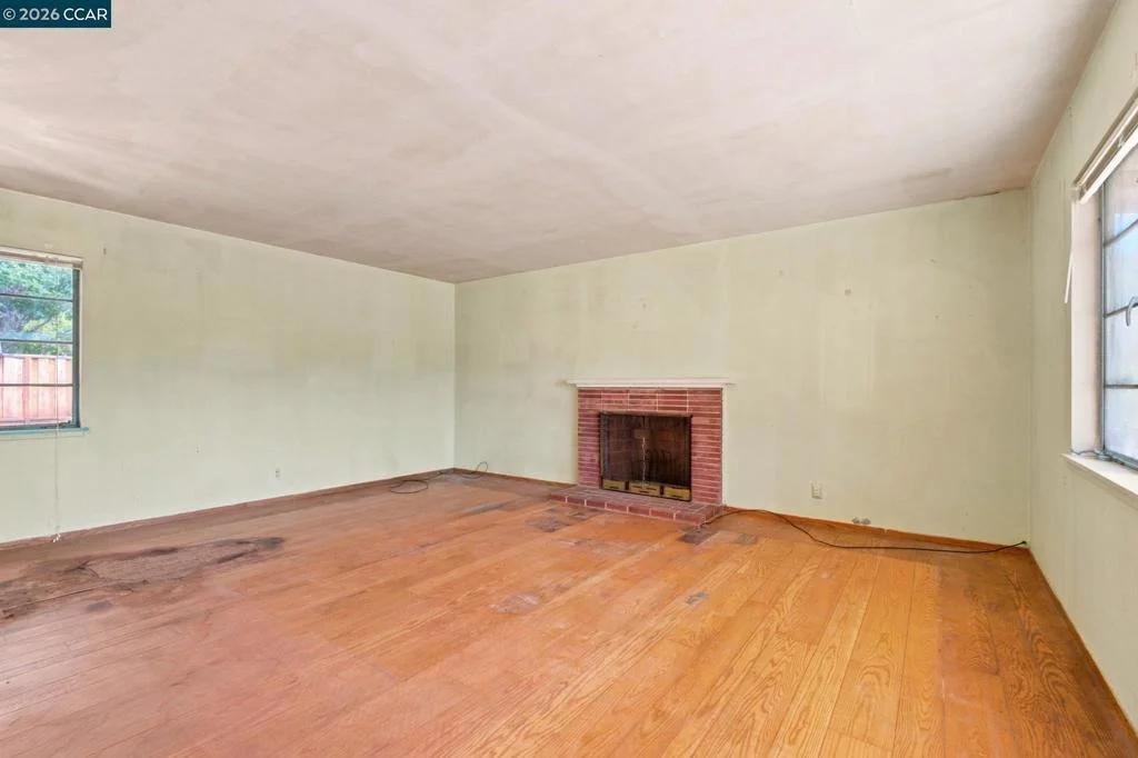 Photo of 1224 Hale Dr