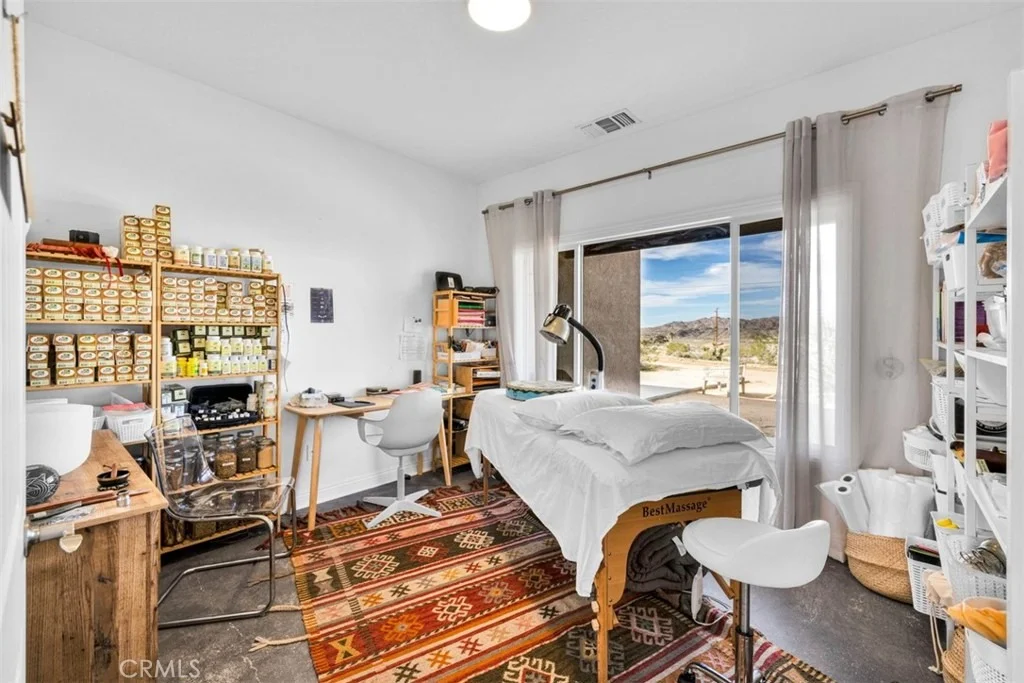 Photo of 61481 Latham Trail