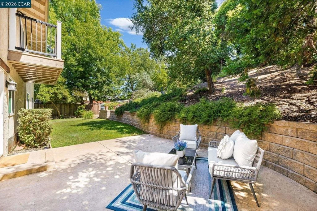 Photo of 2339 Lariat Ln