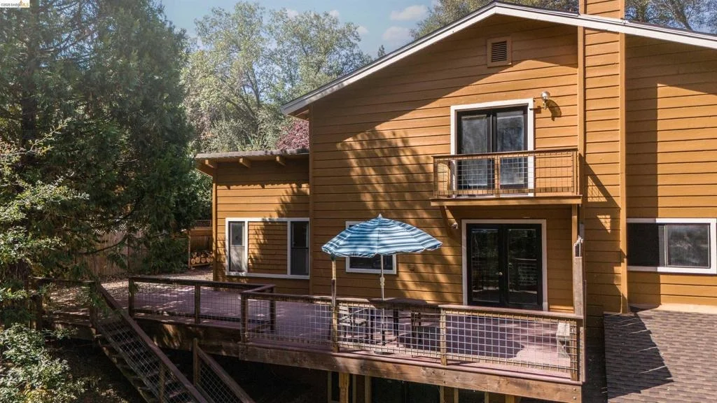 Photo of 20425 Brook Dr.