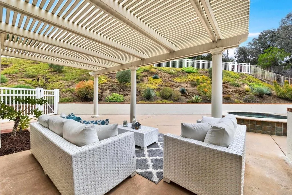 Photo of 11592 Shadow Ranch Road