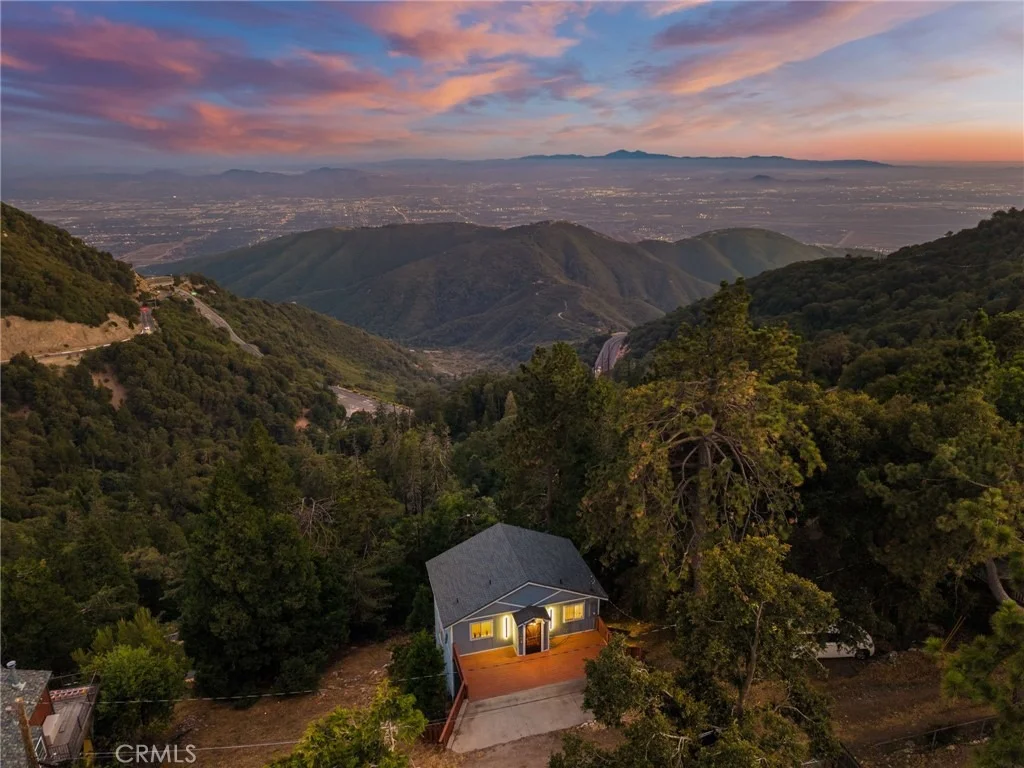 Photo of 23377 Crestview