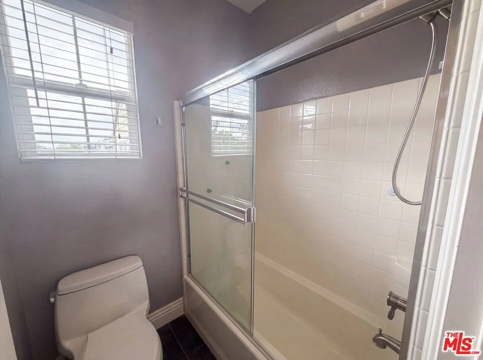 Photo of 48 Laurelhurst Drive