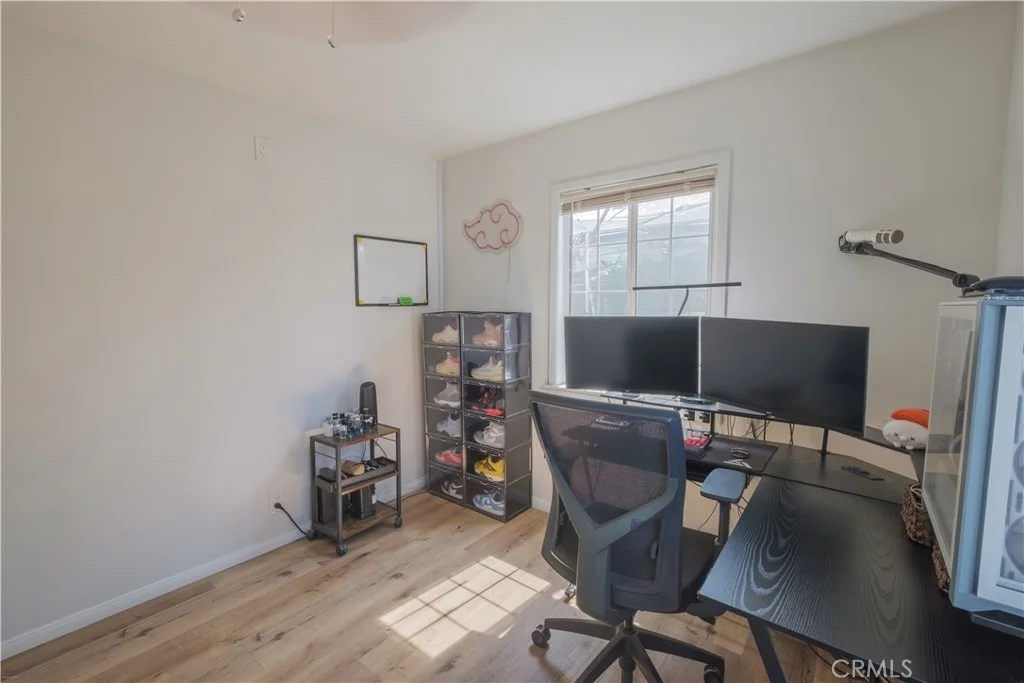 Photo of 609 N Crane Avenue Avenue