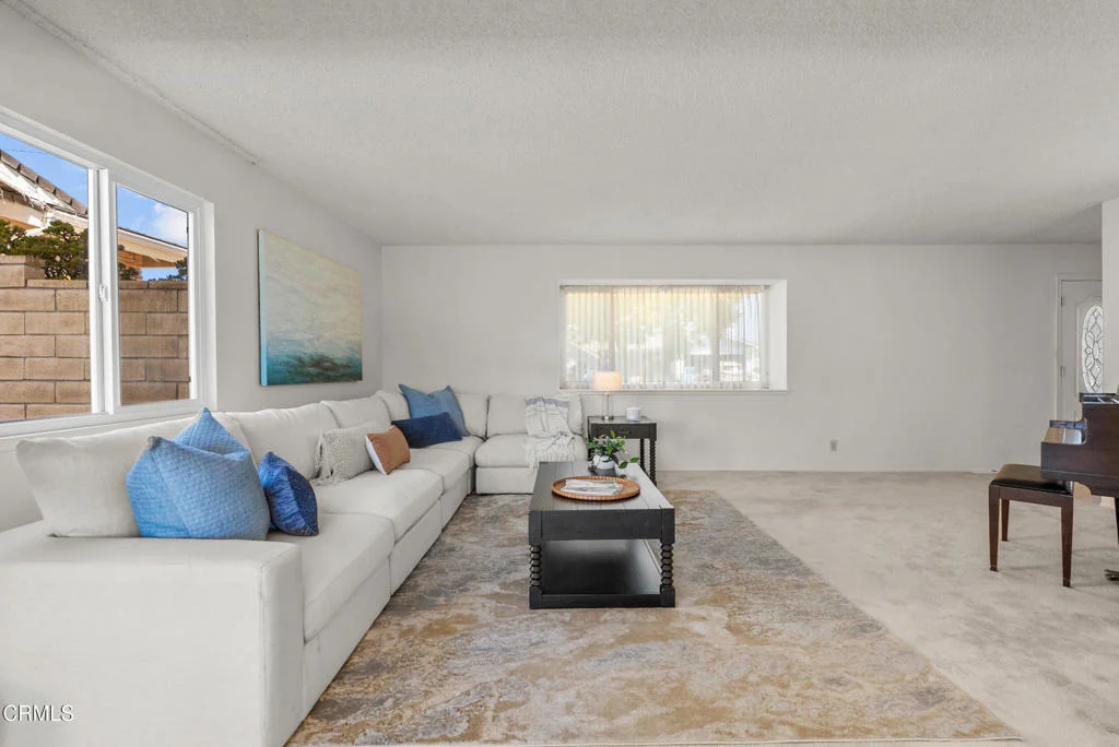 Photo of 207 Gorrion Avenue