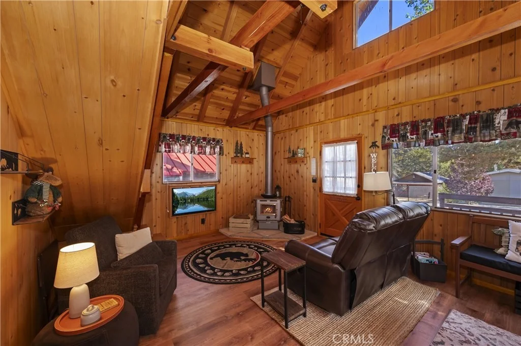 Photo of 698 Highland