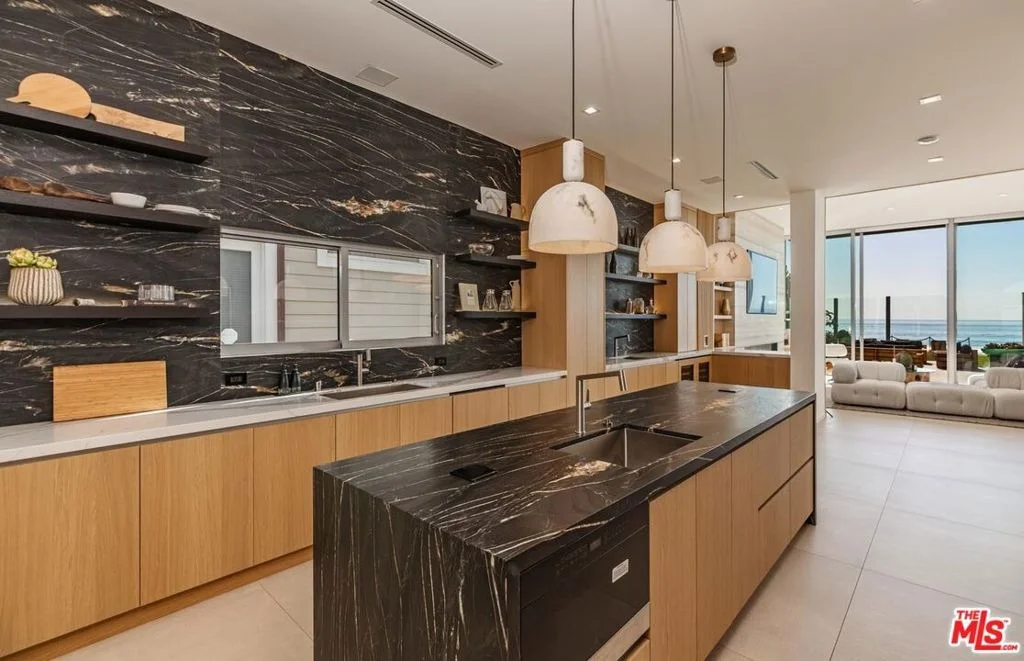 Photo of 31220 Broad Beach Road