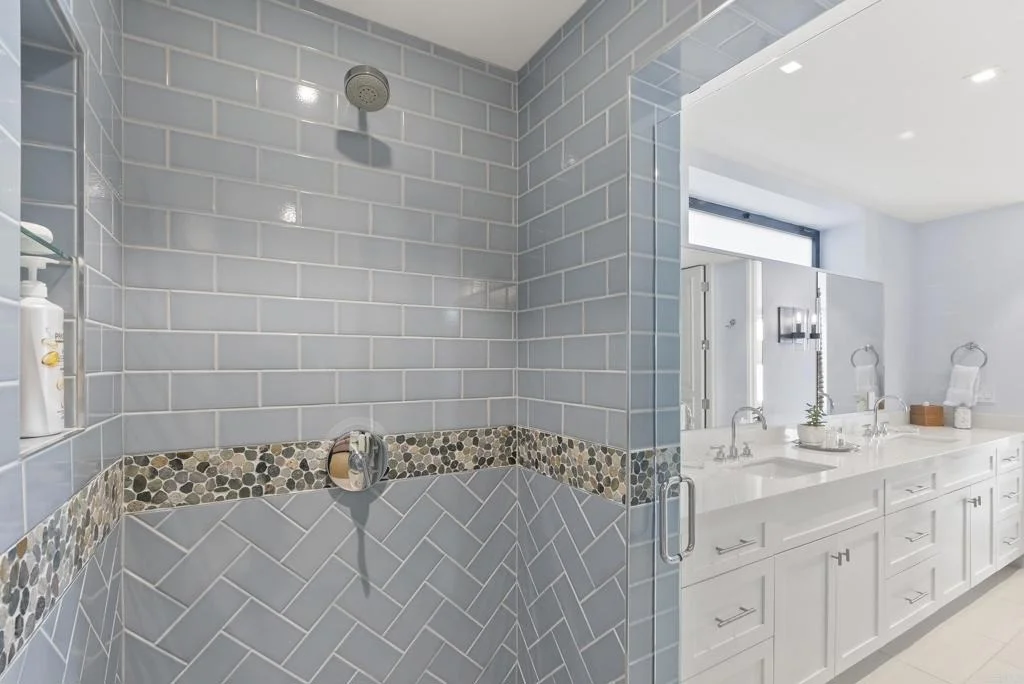 Photo of 5067 Shore Drive
