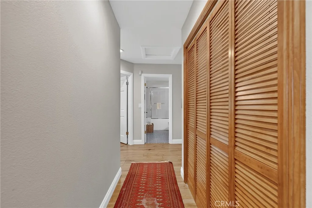 Photo of 27779 West Shore