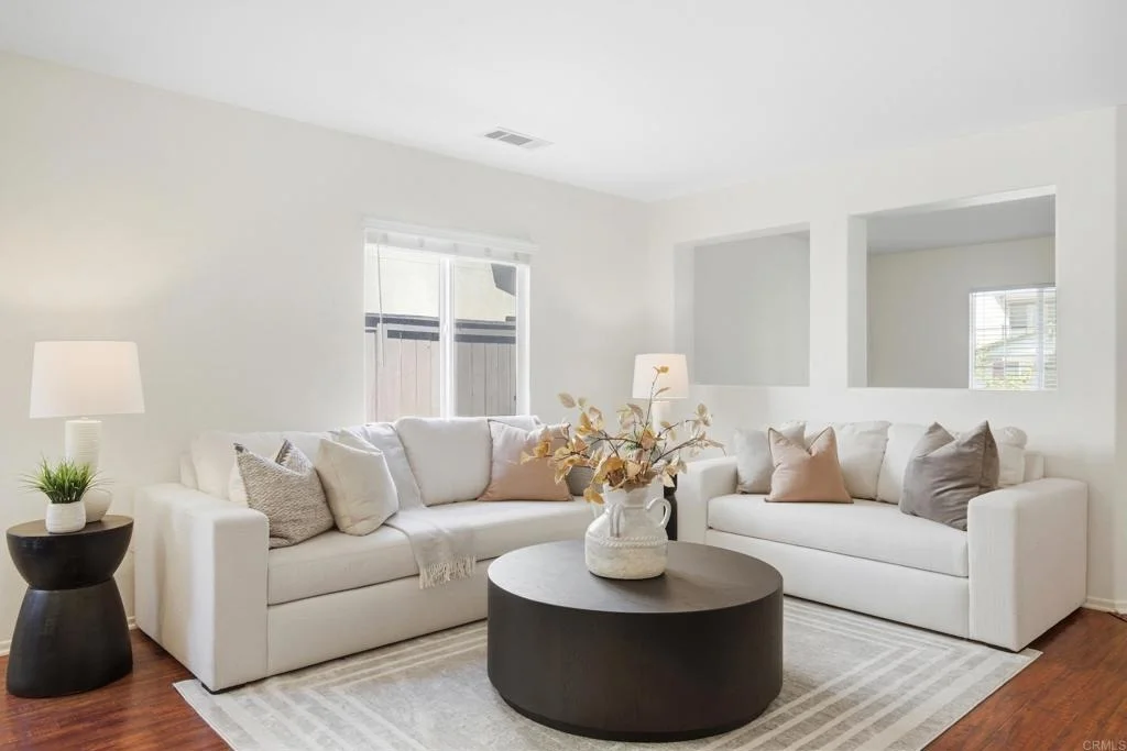 Photo of 1009 Longfellow Court