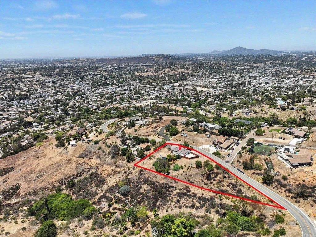 Photo of 2610 Helix St.