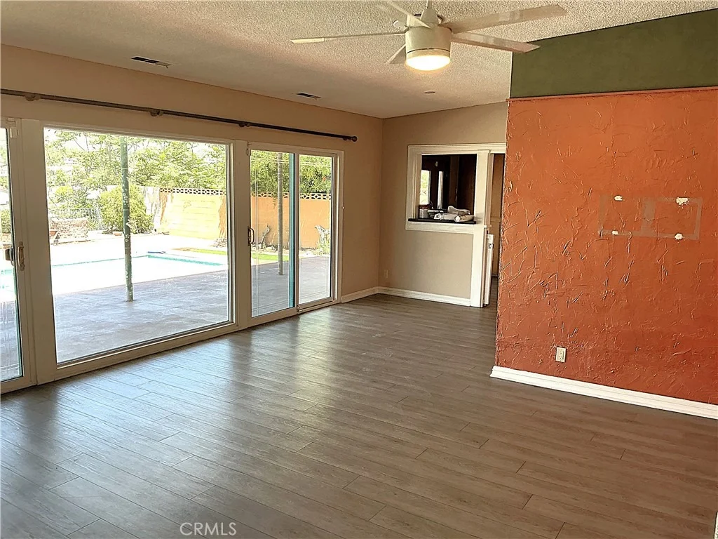 Photo of 11735 Peach Tree