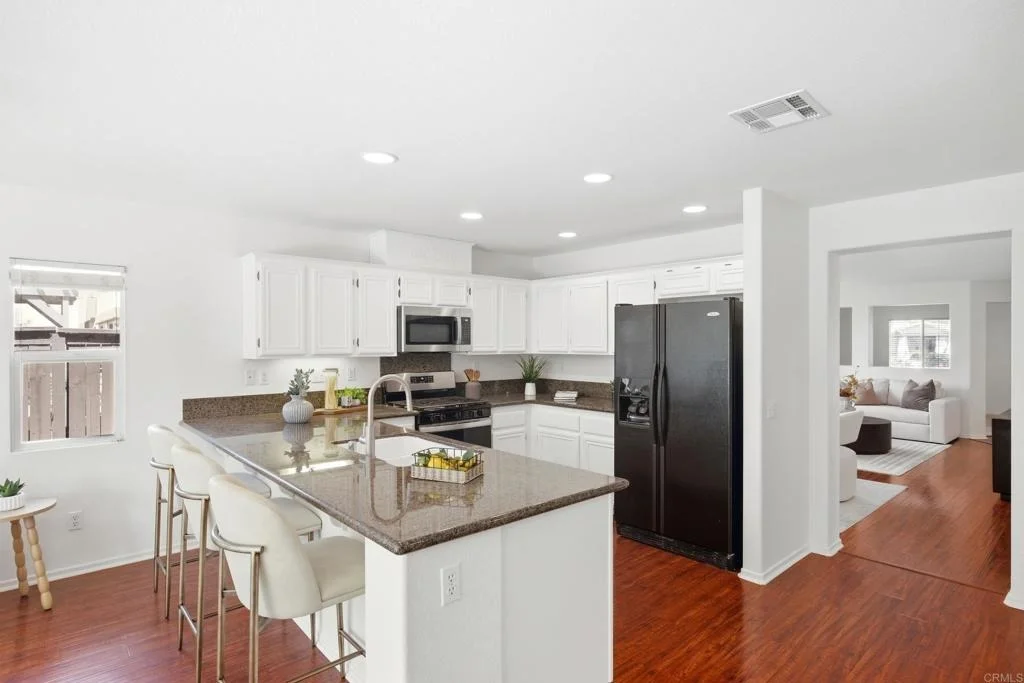 Photo of 1009 Longfellow Court