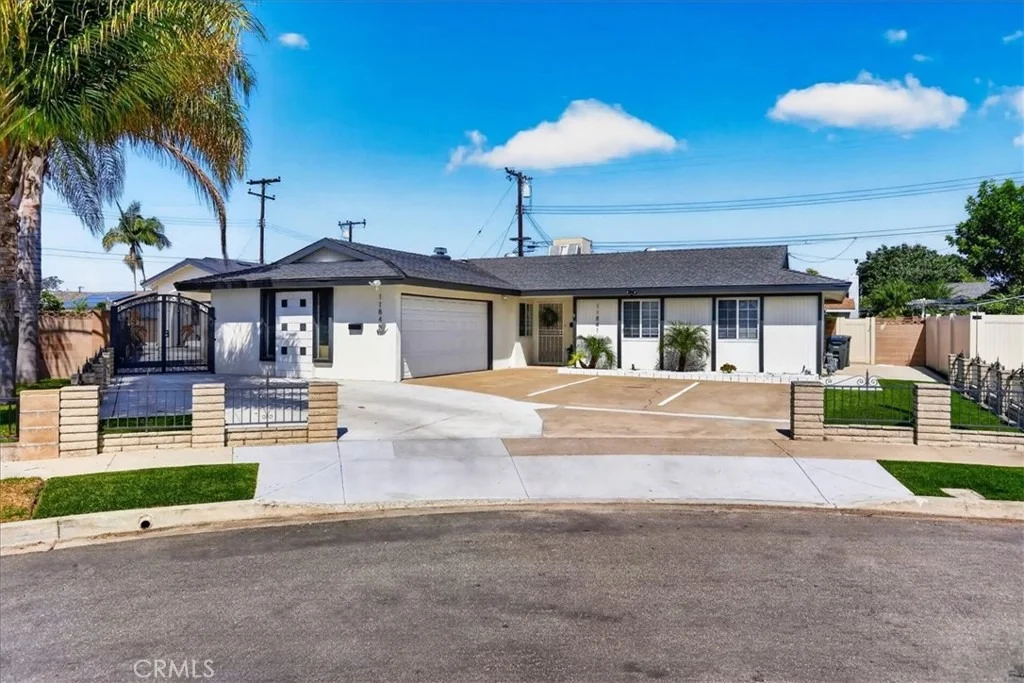 Photo of 11841 Garnet