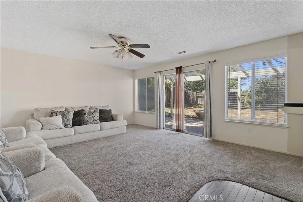 Photo of 1137 Redwood Court