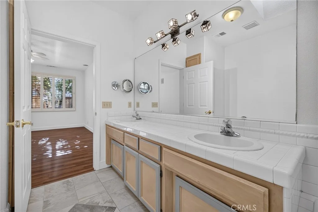Photo of 349 Mission Serra