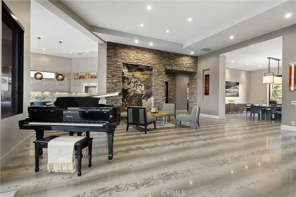 Photo of 49967 Ridge View Way