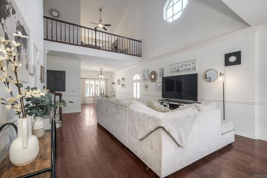Photo of 975 Rose Arbor Drive