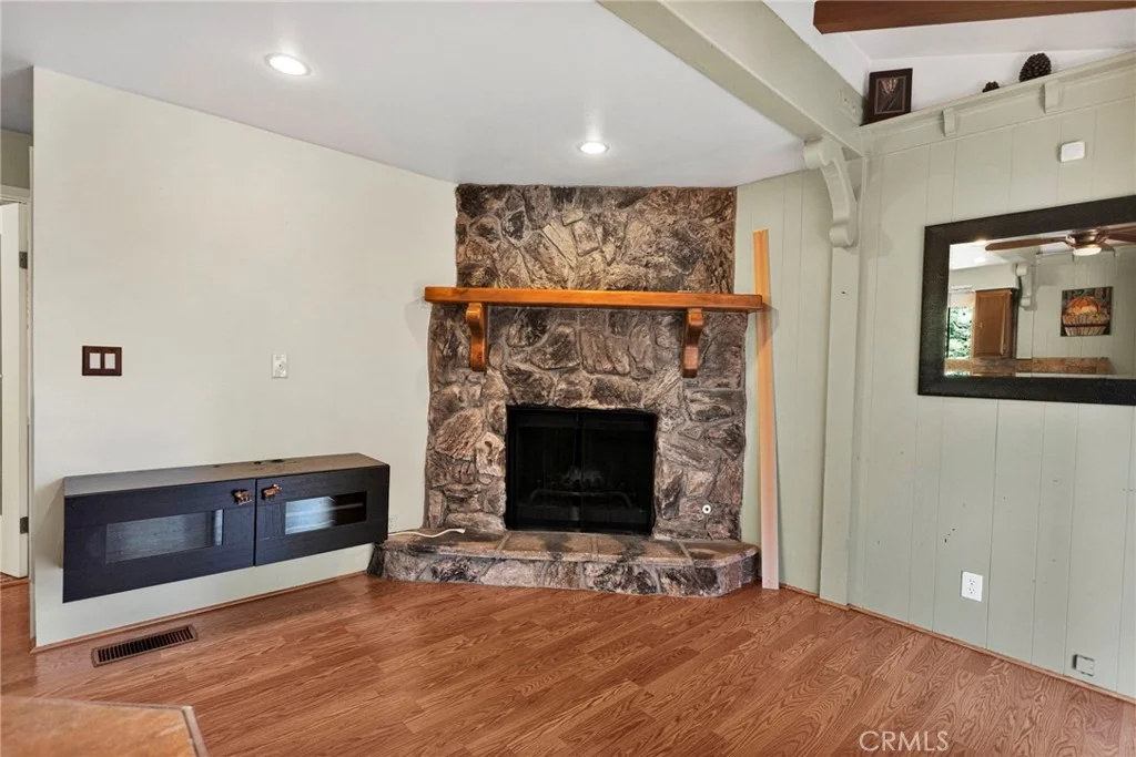 Photo of 739 Lake Drive