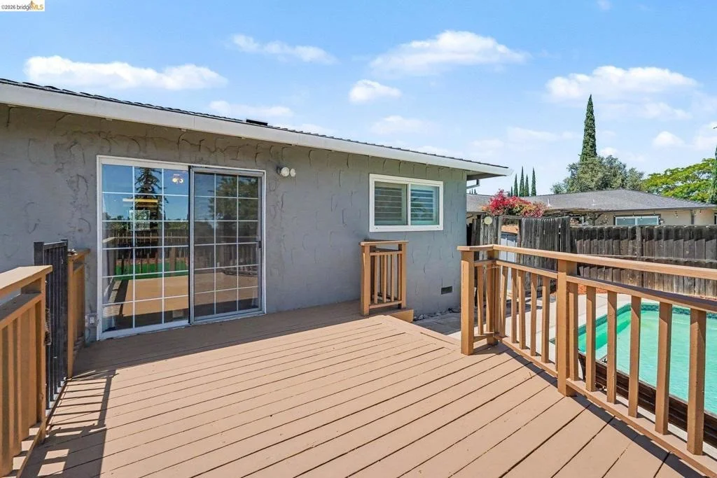 Photo of 1126 Mission Dr