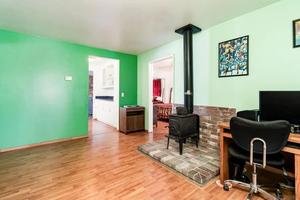 Photo of 8423 Prospect Ave