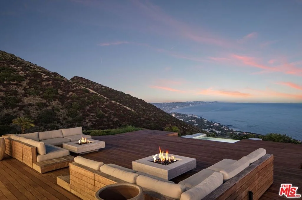 Photo of 4310 Encinal Canyon Road