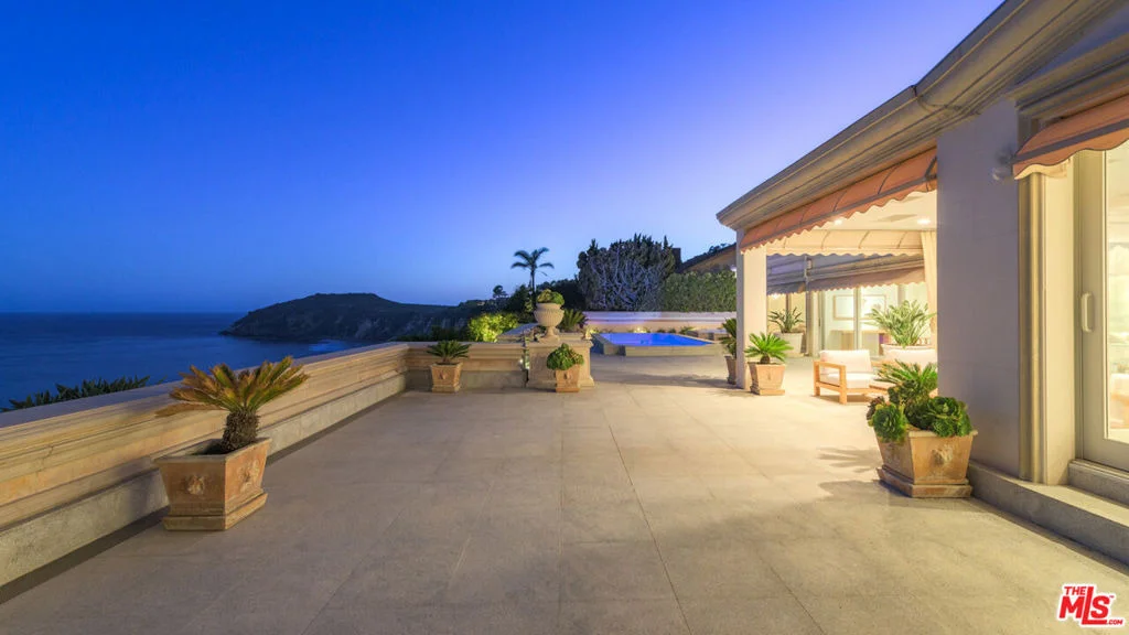 Photo of 29000 Cliffside Drive