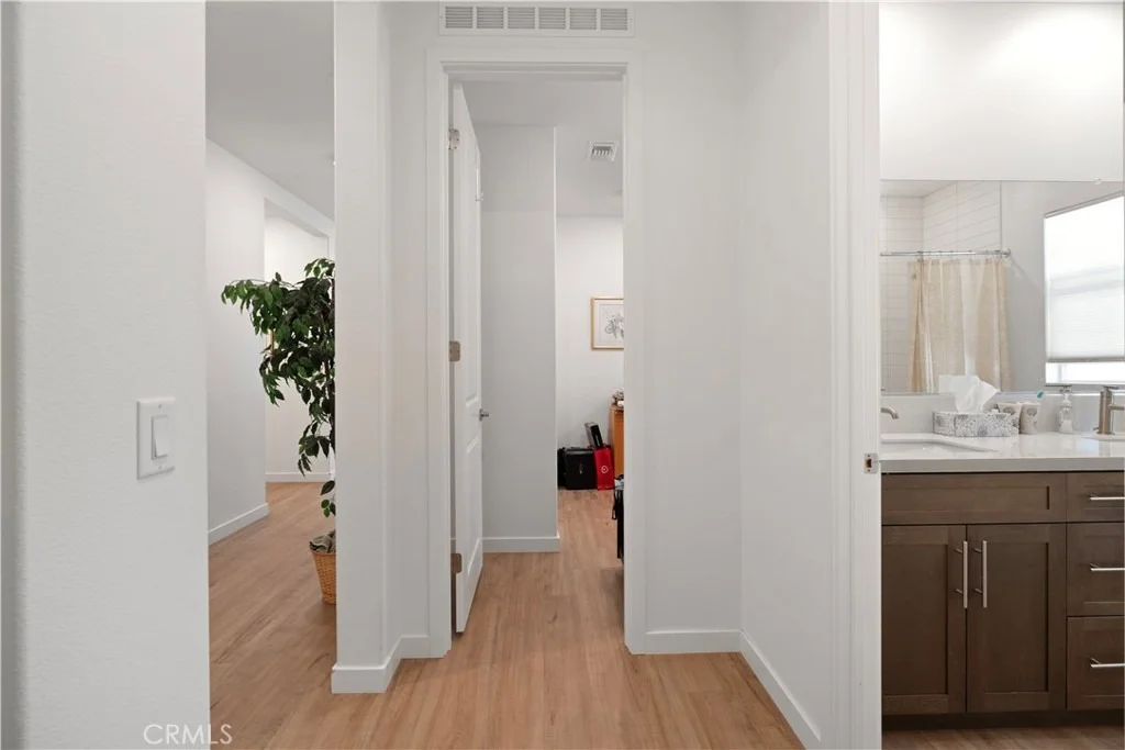 Photo of 3218 Garnet