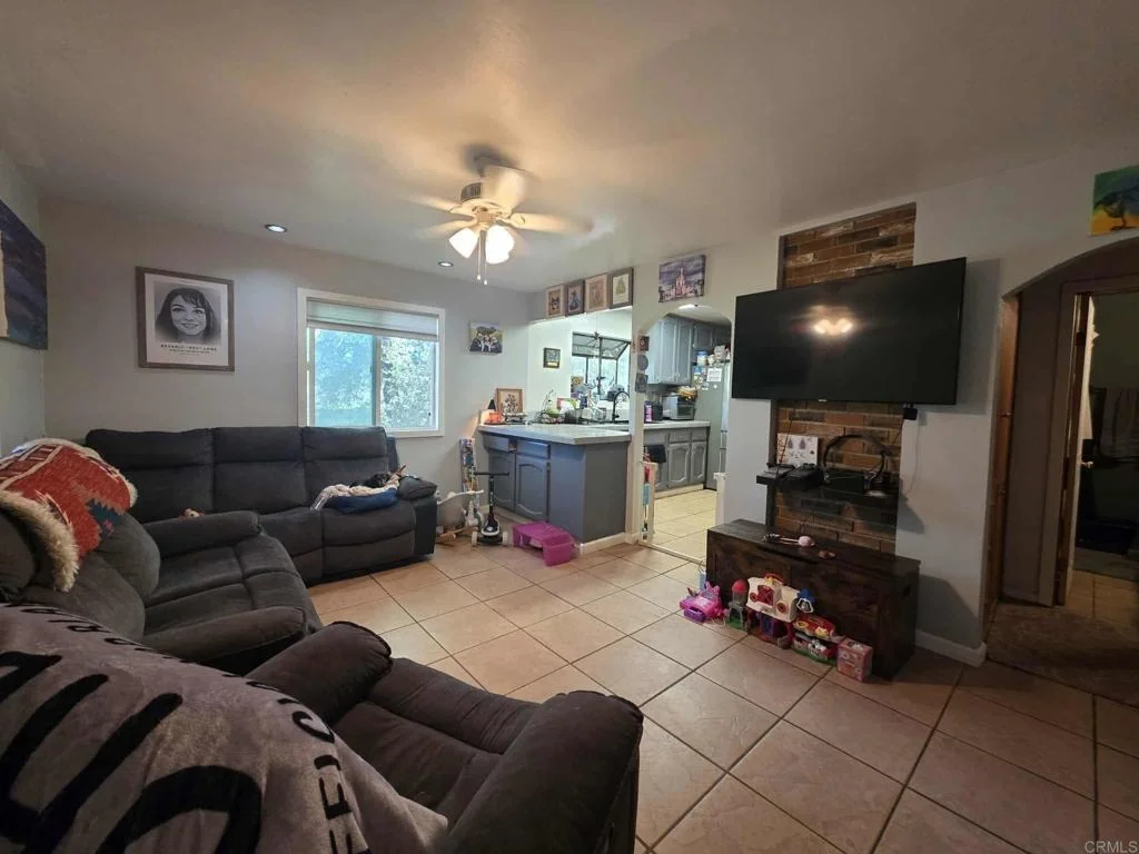 Photo of 1524 Potrero Circle