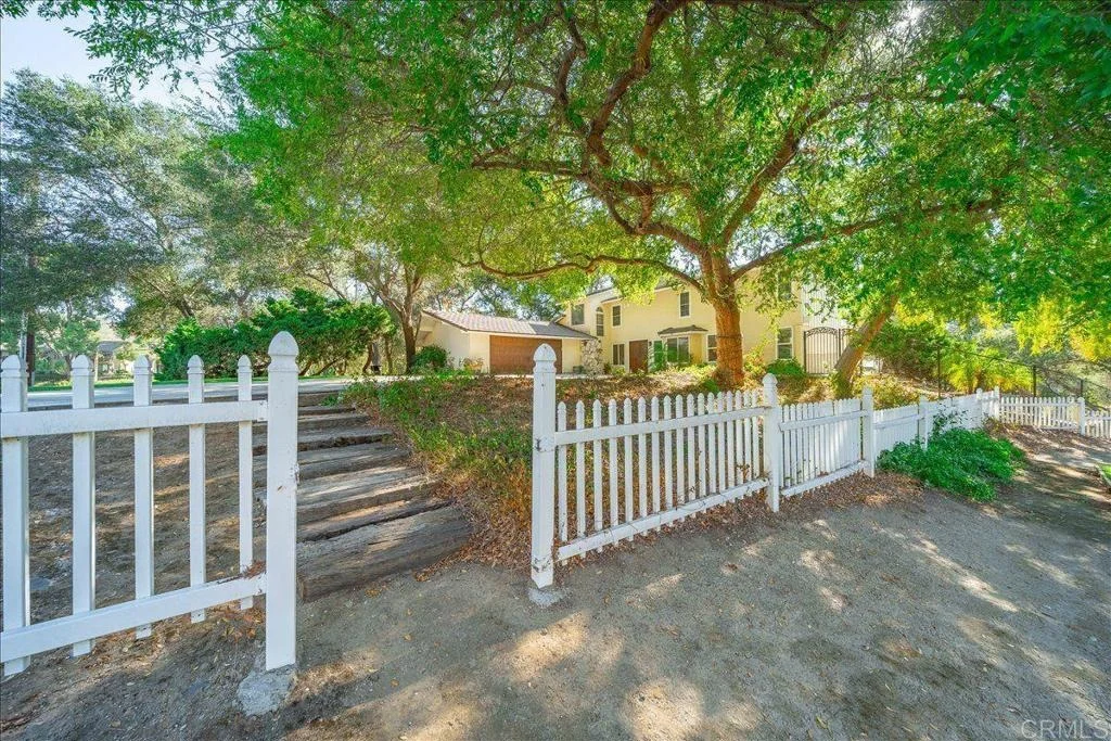 Photo of 1841 Tecalote Drive