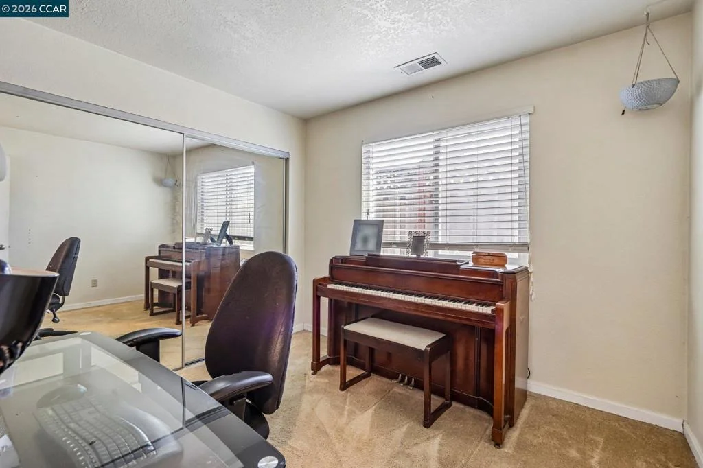 Photo of 3903 Silver Oaks Way