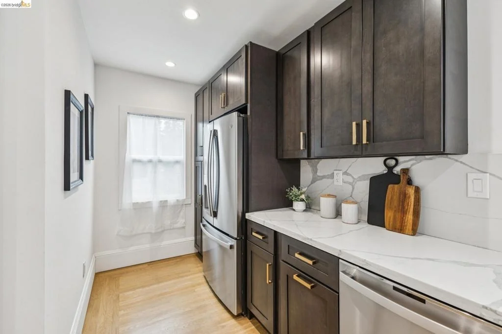 Photo of 3435 Dimond Ave