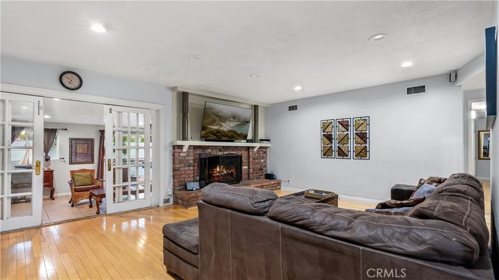 Photo of 18600 Knapp Street