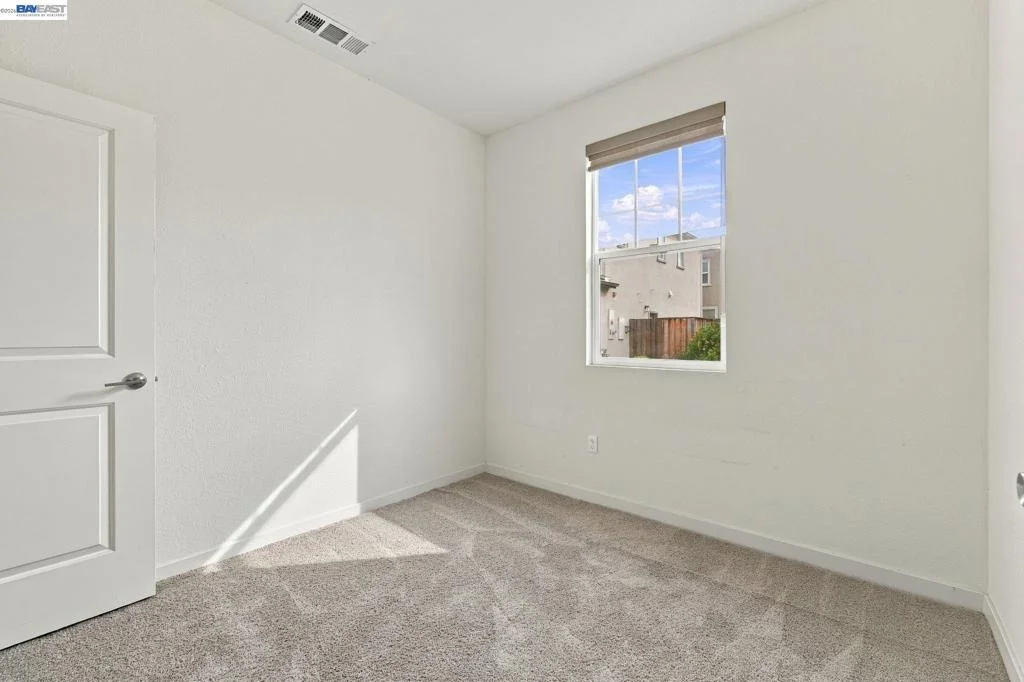 Photo of 617 Whisper Ln