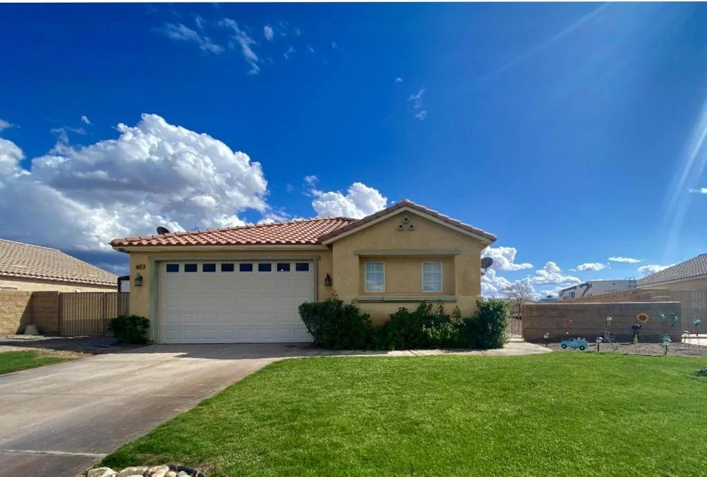 Photo of 3940 Cove Circle Circle