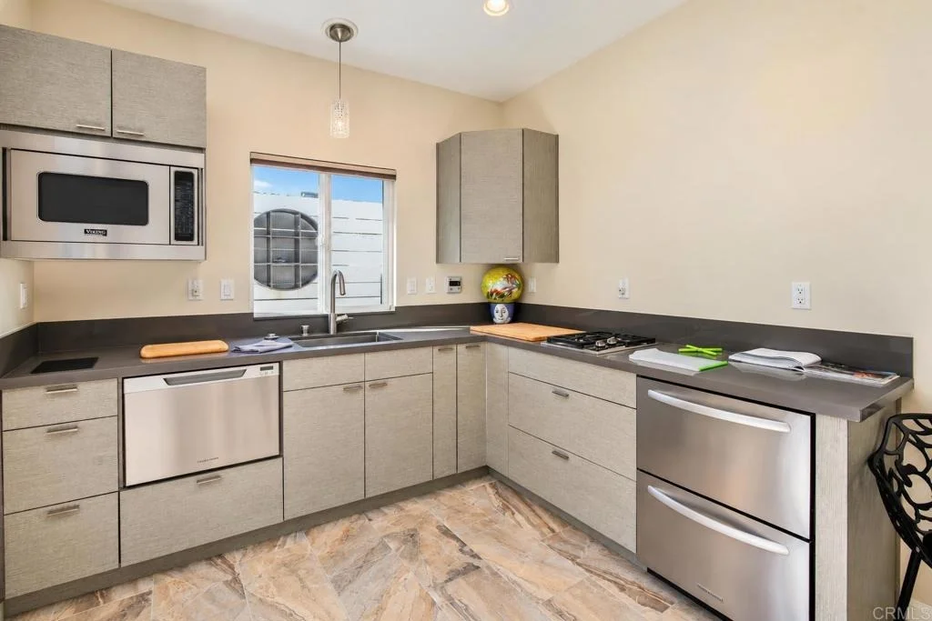 Photo of 169 Sequoia Avenue