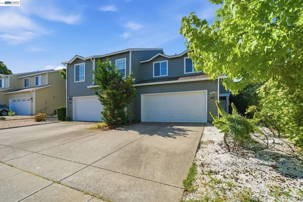 Photo of 227 Clearpointe Drive