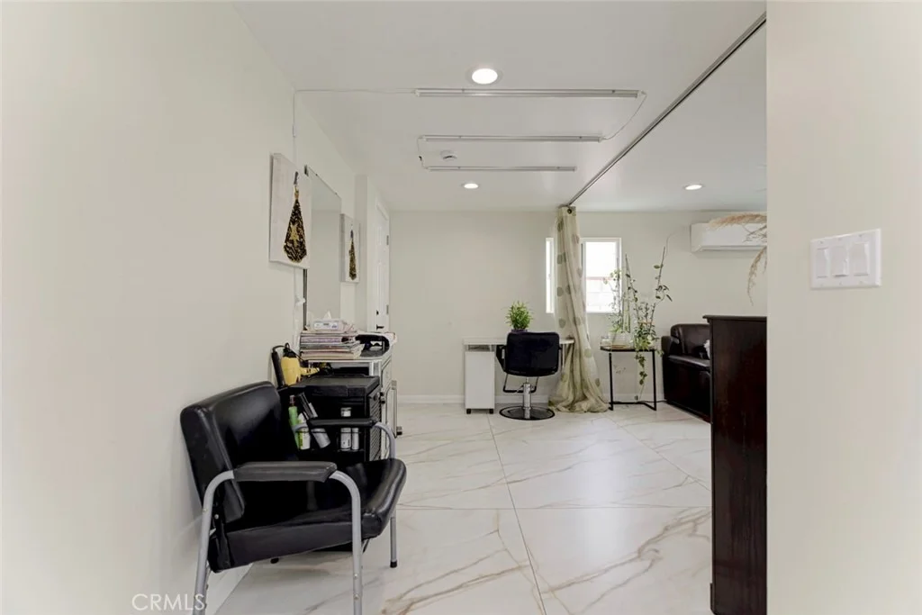 Photo of 1503 Coronel