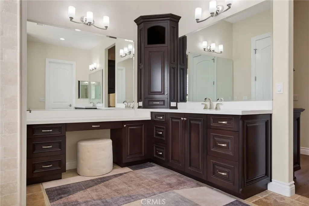 Photo of 6355 Cresthaven