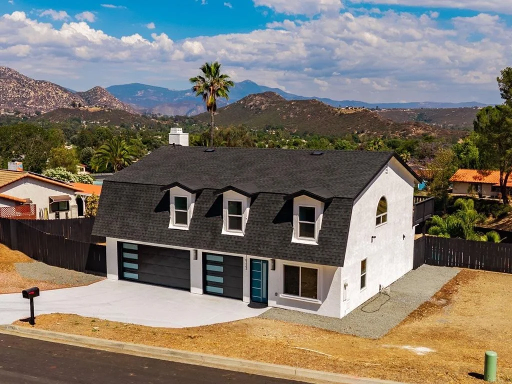 Photo of 16333 Oak Springs Drive