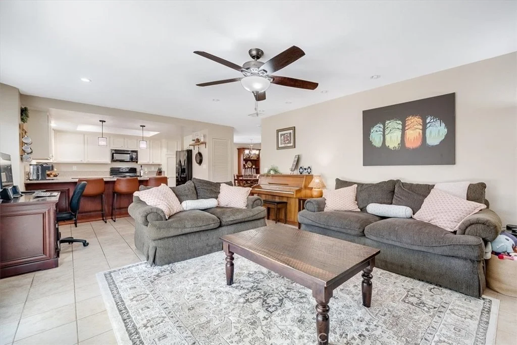 Photo of 9048 Meadowrun