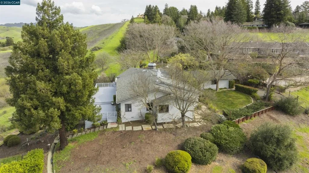 Photo of 333 Merrilee Pl