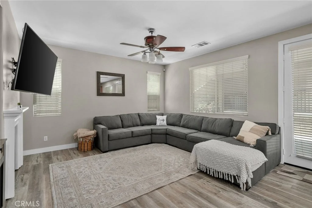 Photo of 34293 Crenshaw