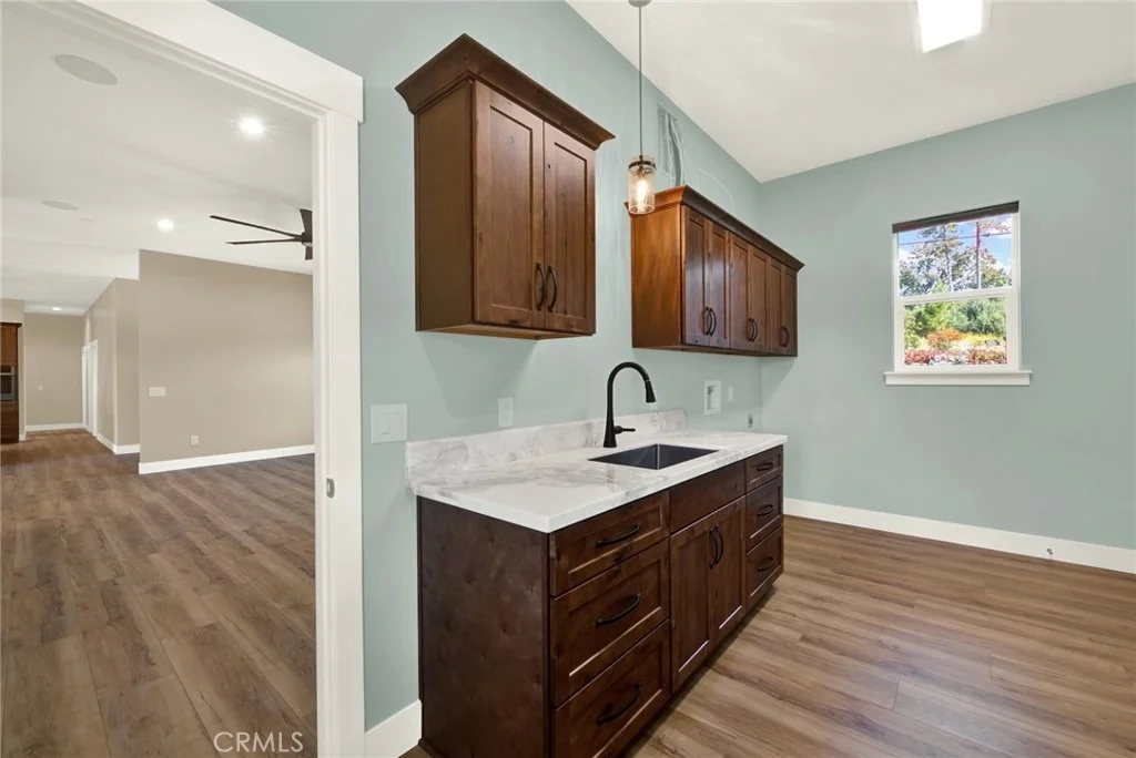 Photo of 1690 BEND LANE