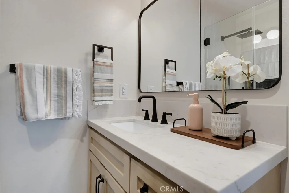 Photo of 5868 Myrtle