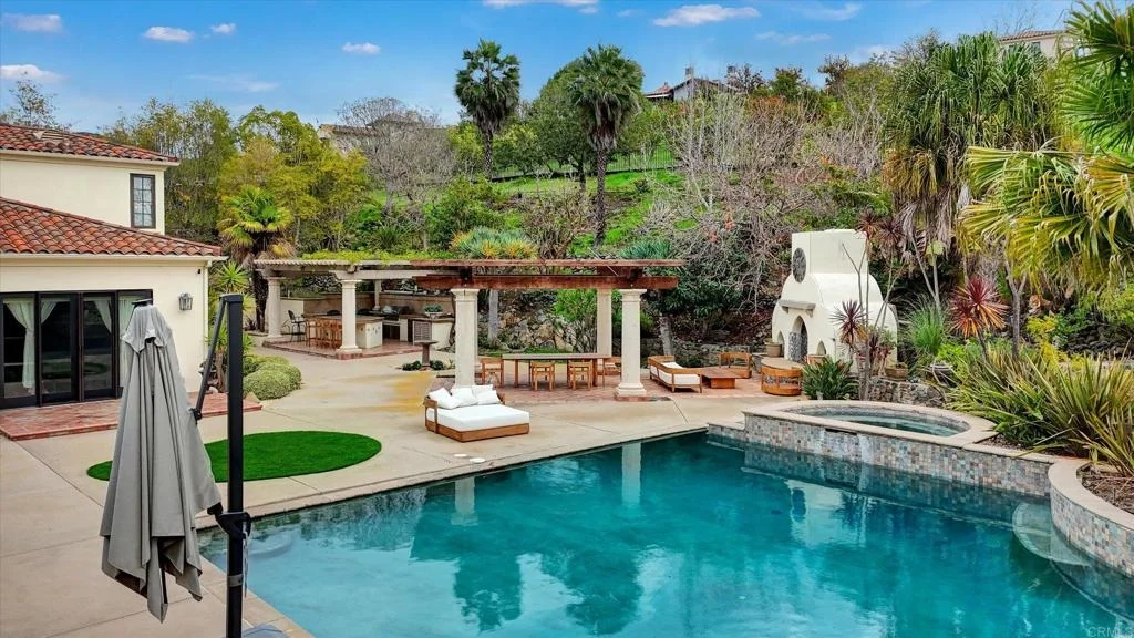 Photo of 17839 La Amapola