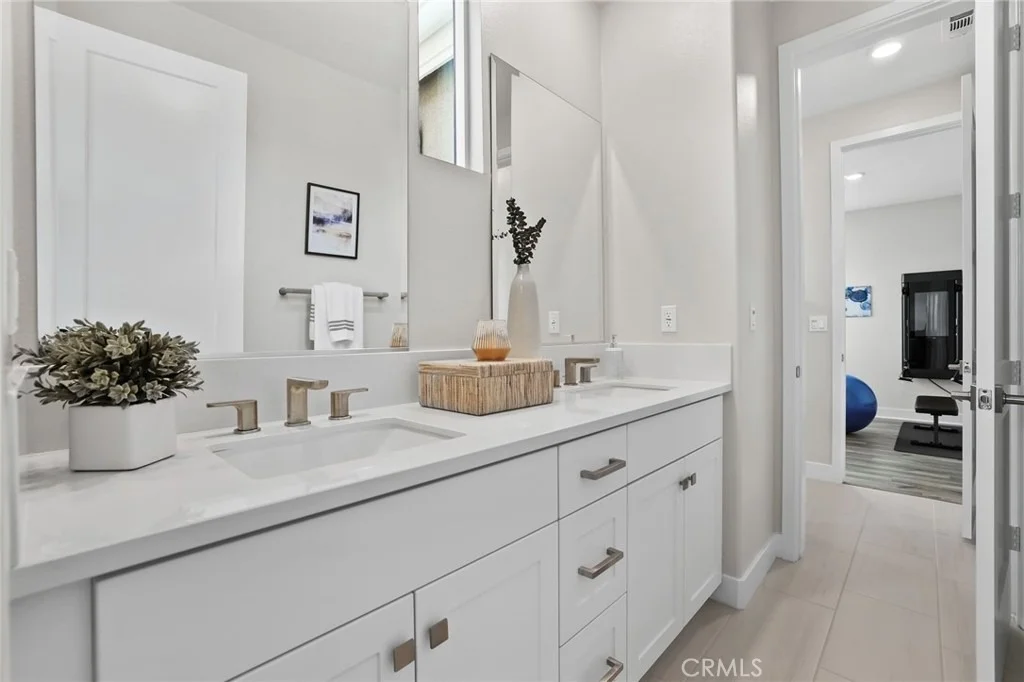 Photo of 624 Pelion